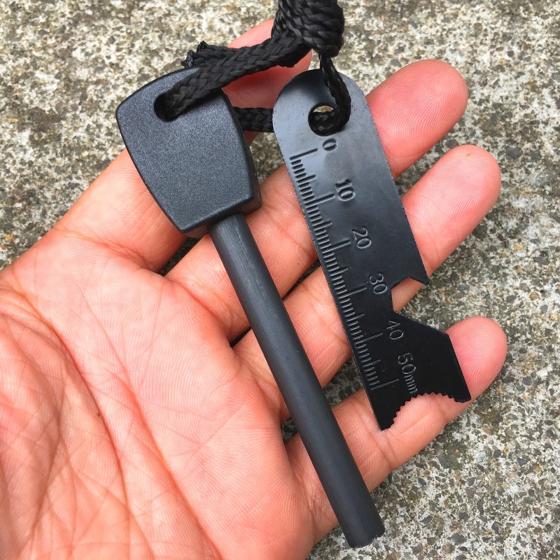 ชุดอุปกรณ์จุดไฟสำหรับเอาตัวรอด - Ferro Rod Striker บทวิจารณ์และราคา