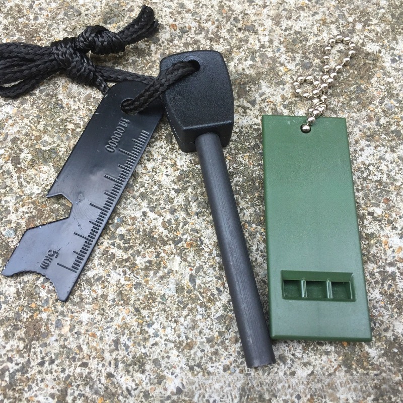 ชุดอุปกรณ์จุดไฟสำหรับเอาตัวรอด - Ferro Rod Striker บทวิจารณ์และราคา