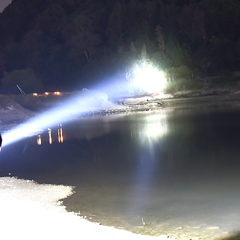 ไฟฉาย LED แบบ SST40ชาร์จไฟได้ช - Edc Day Carry บทวิจารณ์และราคา